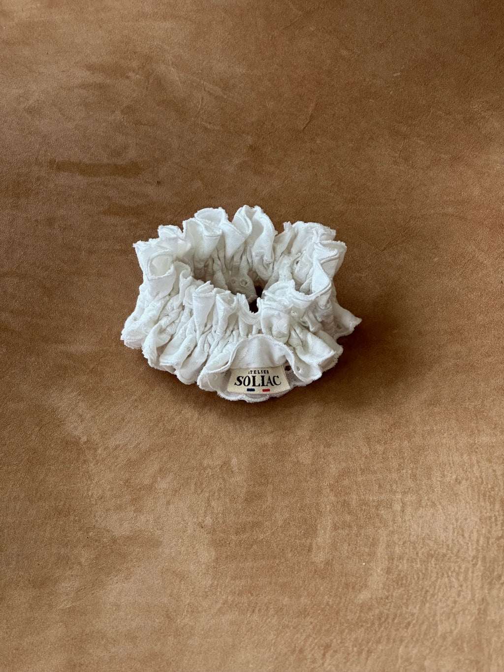 chouchou broderie anglaise