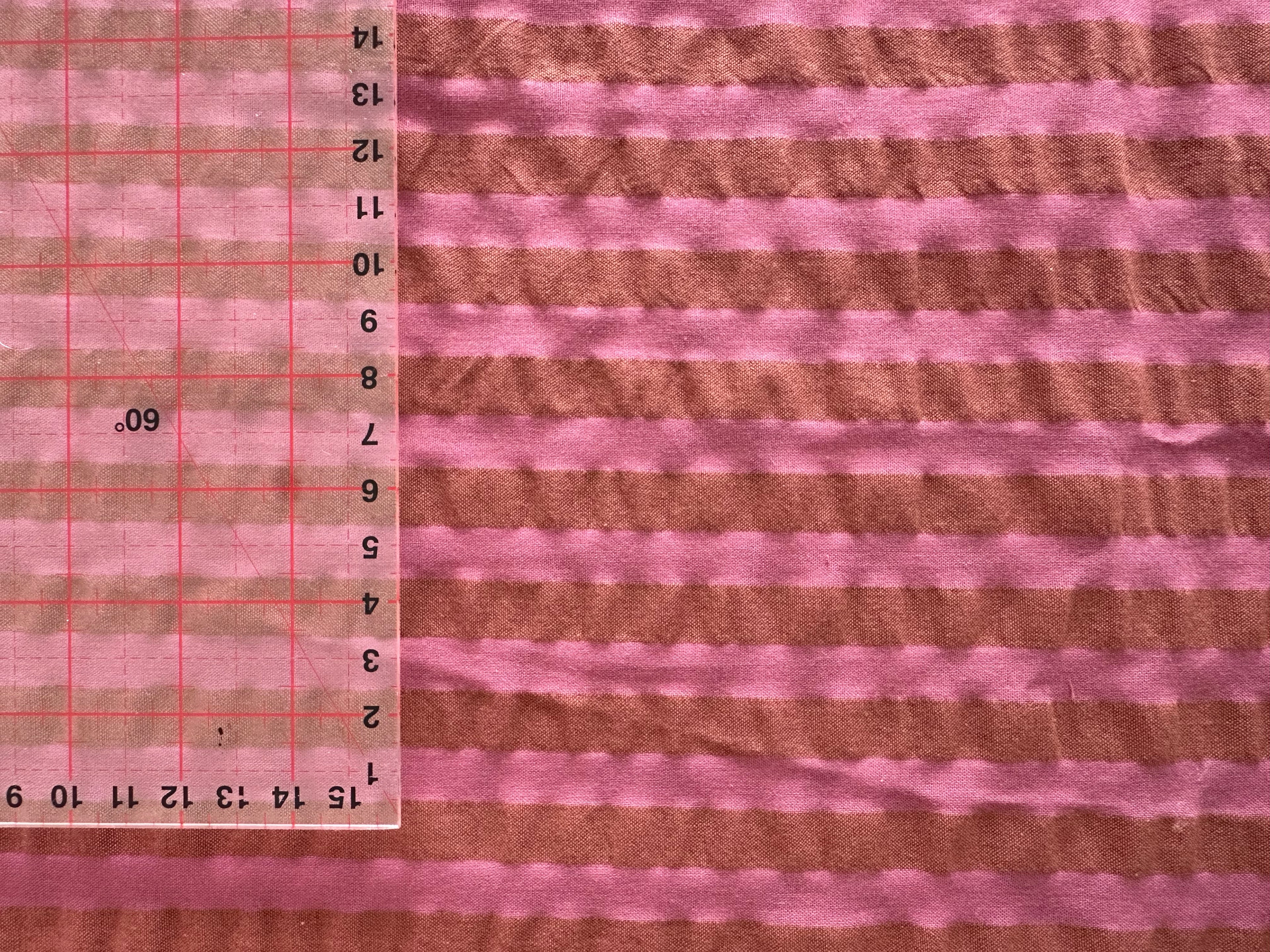 Tissu Seersucker rayé Rose des bois & Ocre
