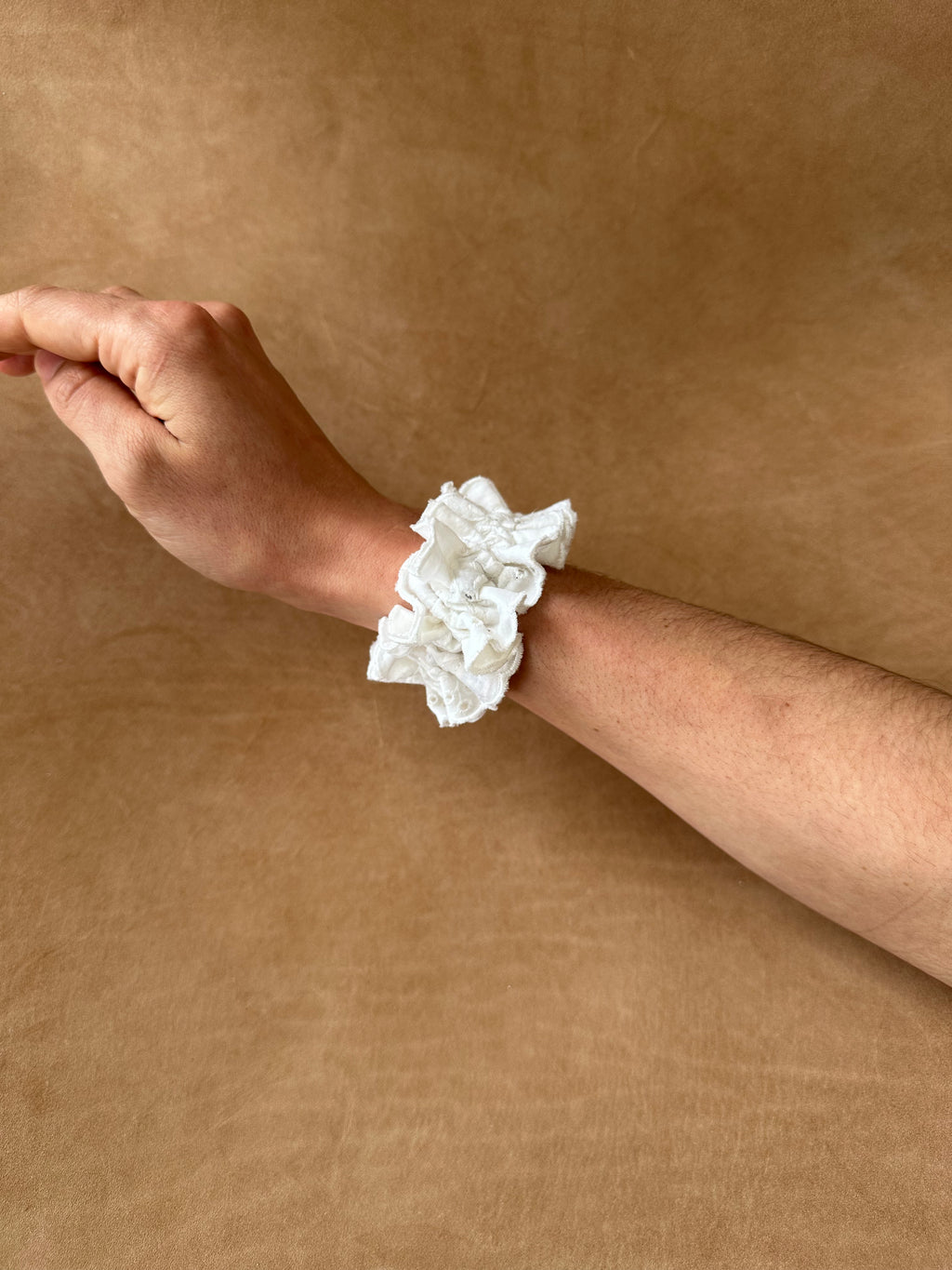 chouchou broderie anglaise