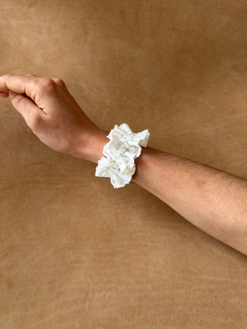 chouchou broderie anglaise